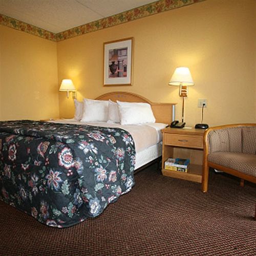 Knights Inn Six Flags Lodge West Chambre photo